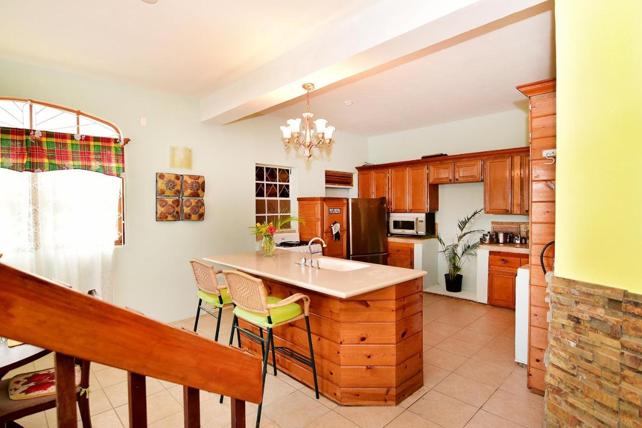 Beachfront Villa Gros Islet Eksteriør billede