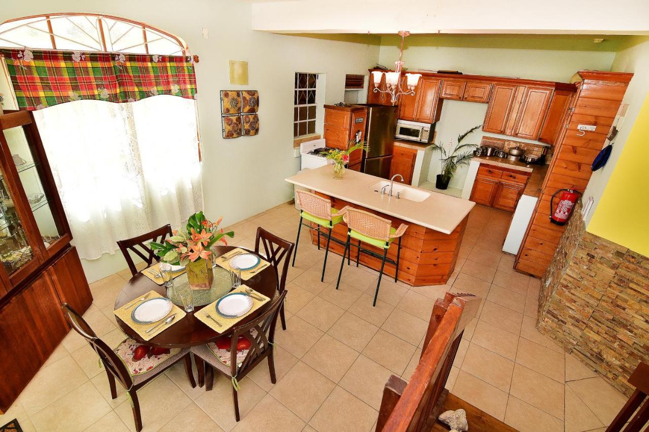 Beachfront Villa Gros Islet Eksteriør billede